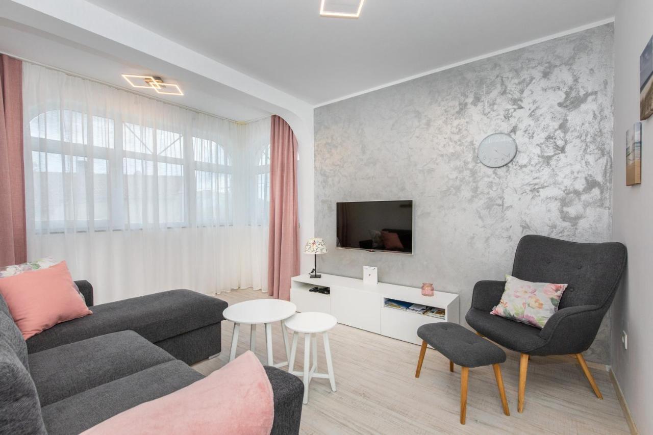 Apartment Blazi Njivice Exterior photo